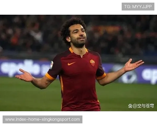 希勒批萨拉赫低迷，卡拉格喊话斯洛特大胆换人