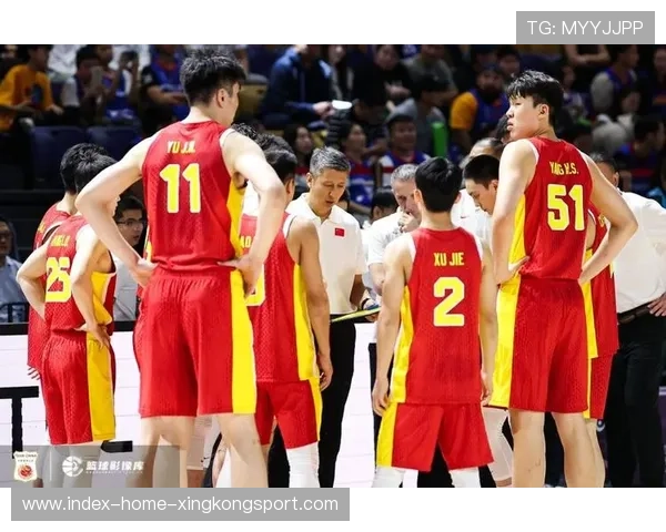 多特锋线组合的默契配合引发现场一片欢呼——速度、信任与装备的共鸣