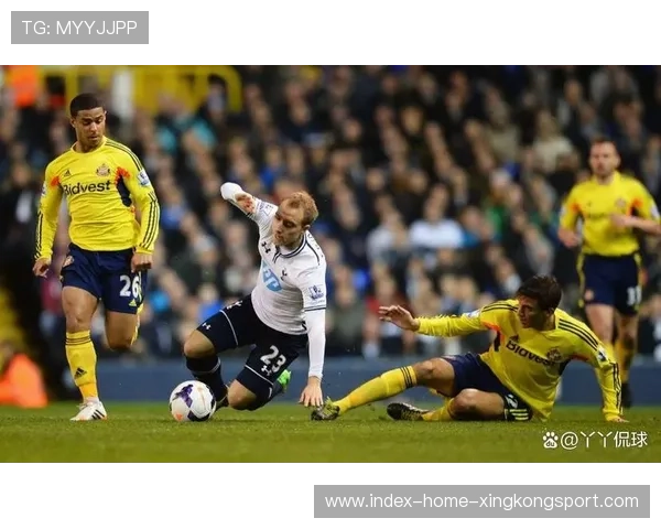 热刺反击中路一脚妙传见效：战术魅力的完美展示